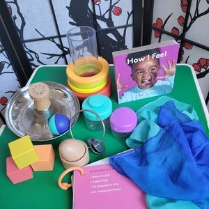 Lovevery The EXPLORER PLAY KIT complete set 9-10 month